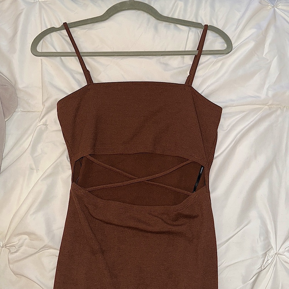 Brown midi dress 🤎